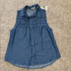 EASEL NEW Sleeveless Denim Button-Up Blouse